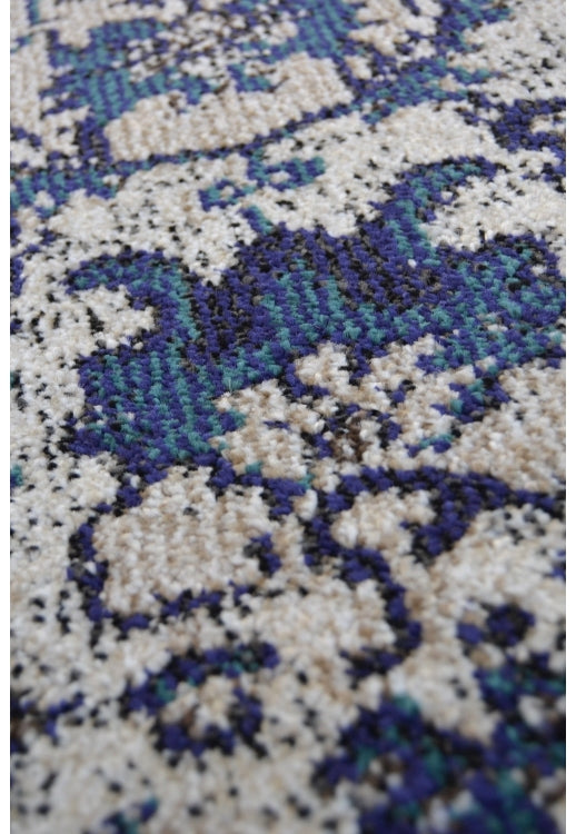 Bold, vibrant, poppy modern and traditional rug