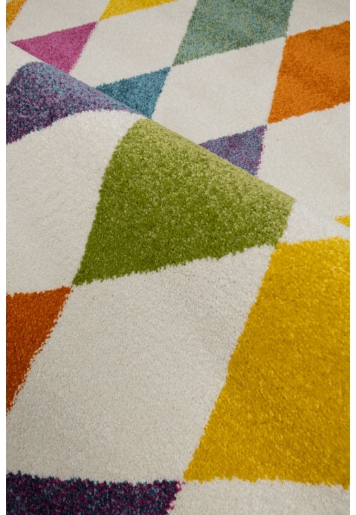 Bold, vibrant, poppy modern and traditional rug