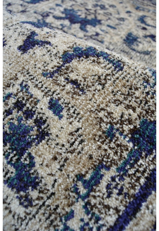 Bold, vibrant, poppy modern and traditional rug