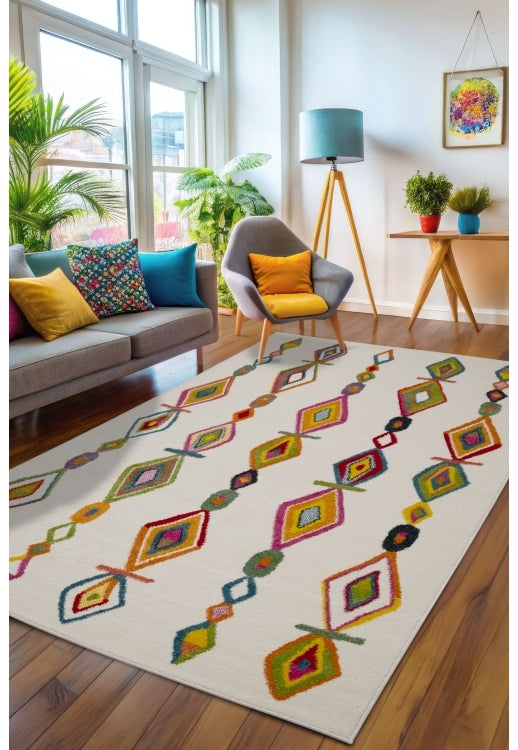 Bold, vibrant, poppy modern and traditional rug